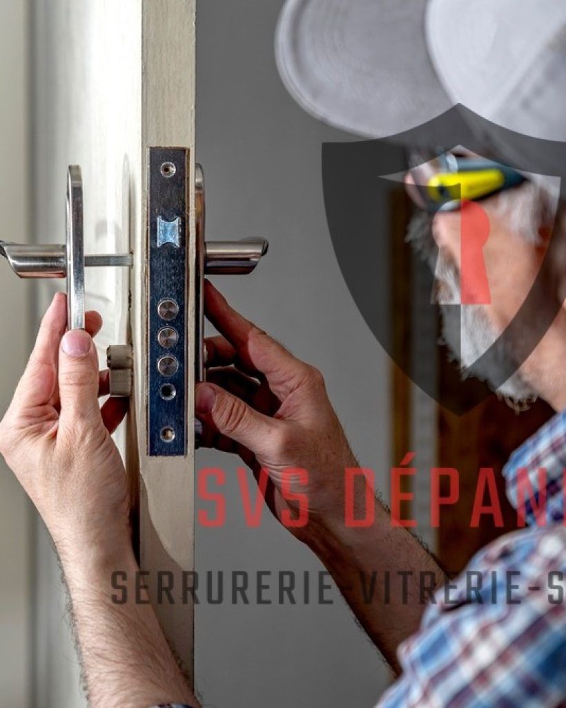 Door,Lock,Installation,,Repair,,Or,Replacement,Service.,Door,Hardware,Installer